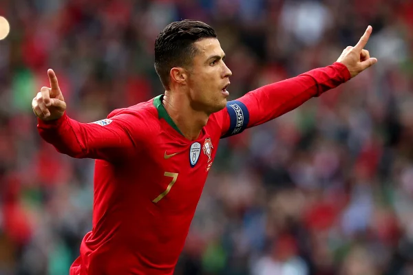 Ronaldo prevê “batalhas difíceis”, mas acredita em Portugal na Copa