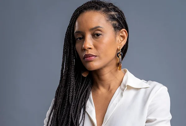 Verônica (Taís Araujo) em Aruanas