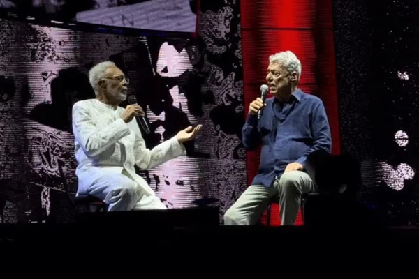 Foto colorida de Gilberto Gil e Chico Buarque - Metrópoles