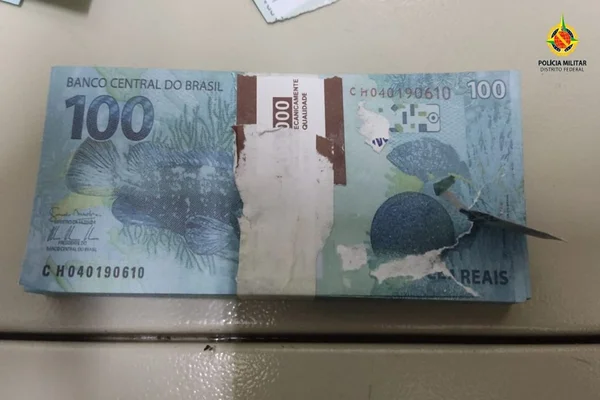 Mala com R$ 220 mil em notas falsas é achada em container na Asa Norte