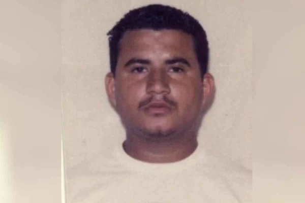 homem de bigode