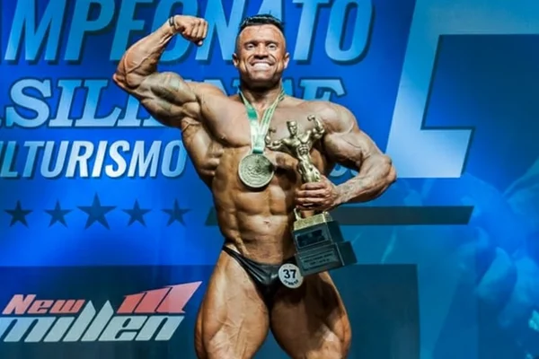 Cabo da PMDF vence campeonato brasiliense de fisiculturismo