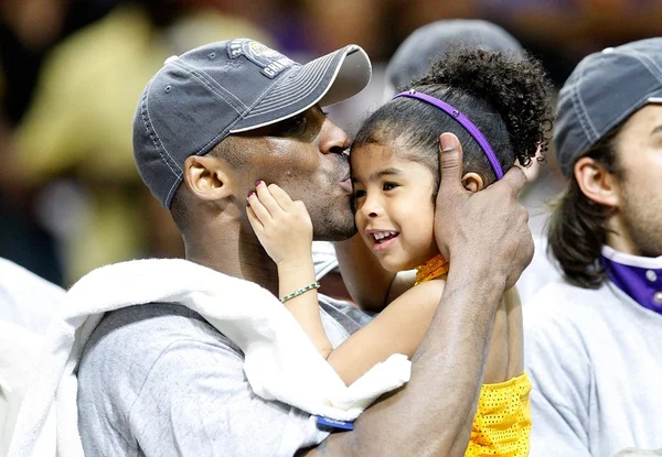 Reconciliação com Kobe Bryant: o homem, o pai, a lenda