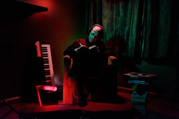 Produtor brasiliense Disstinto lança clipe da música Sempre