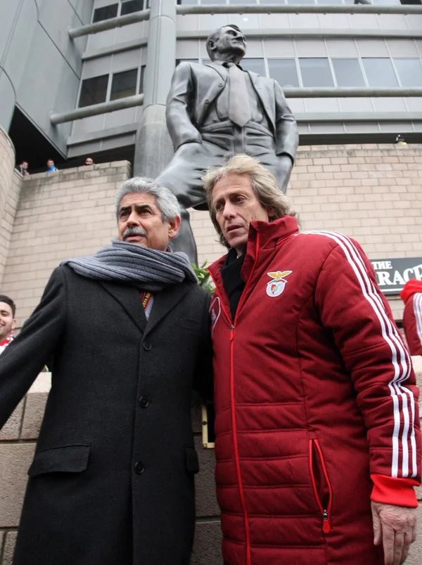 Empresário que levou Jesus ao Benfica é preso em Portugal