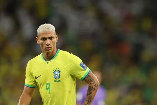 Vídeo. Richarlison sobre camisa 9 da Seleção Brasileira: “Já é minha”