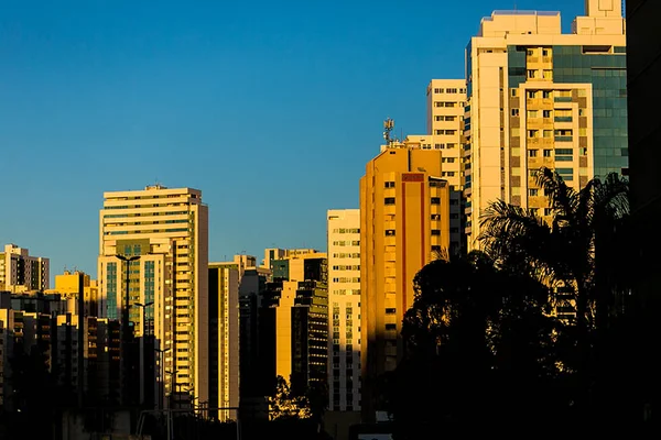 PL das Poligonais: distritais aprovam delimitação para 12 cidades