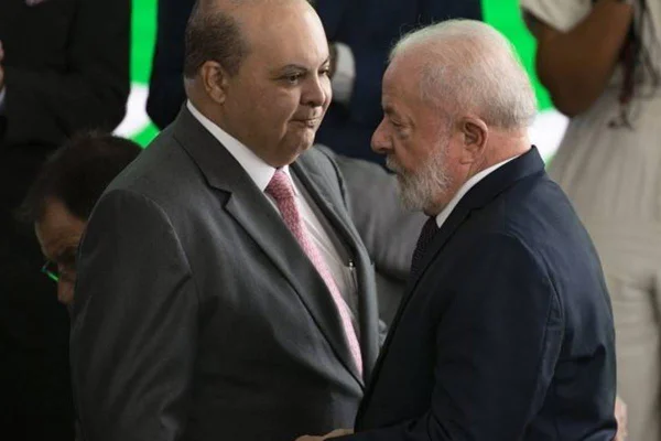 Lula não convida Ibaneis para cerimônia e governador dispara: “Não devemos nada a eles”