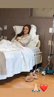 Rodrigo Faro mostra Vera Viel em leito de hospital antes de cirurgia para retirada de tumor Rodrigo Faro mostra Vera Viel em leito de hospital antes de cirurgia para retirada de tumor