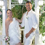 Carla Perez e Xanddy fazem pose para as redes sociais