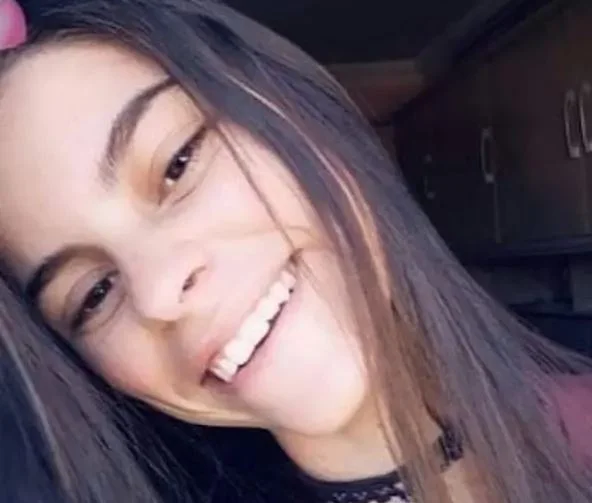 Imagem colorida da jovem Sabrina de Jesus Cândido - Metrópoles
