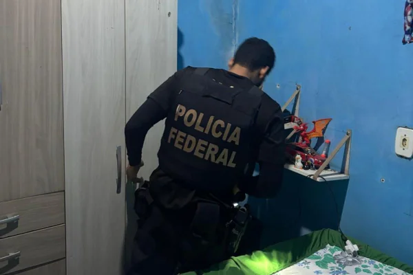 Imagem colorida de operação da PF que mirou grupo que roubou carteiro no Maranhão - Metrópoles