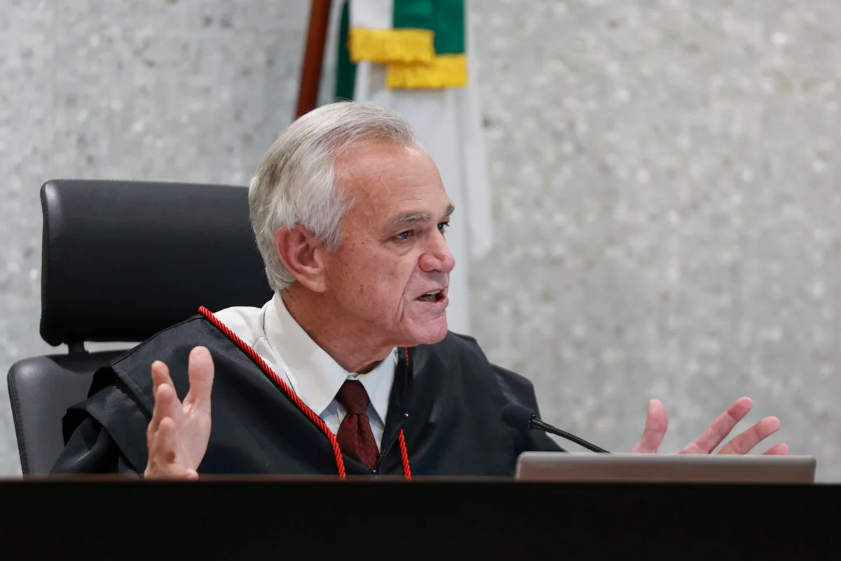 TRE-DF nega pedido do PT e autoriza candidatura de Gustavo Rocha a vice - imagem 7 TRE-DF nega pedido do PT e autoriza candidatura de Gustavo Rocha a vice - imagem 7