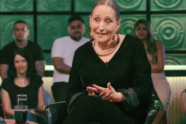 Foto colorida de Sonia Abrão - Metrópoles