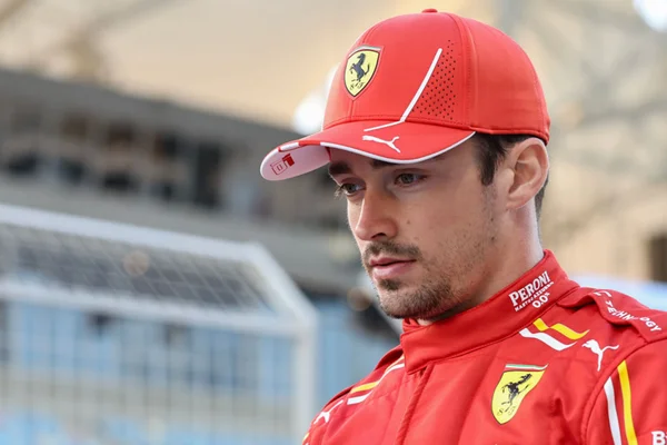 Imagem colorida de Charles Leclerc -Metrópoles