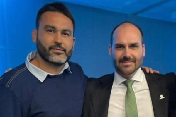 Léo Índio e Eduardo Bolsonaro