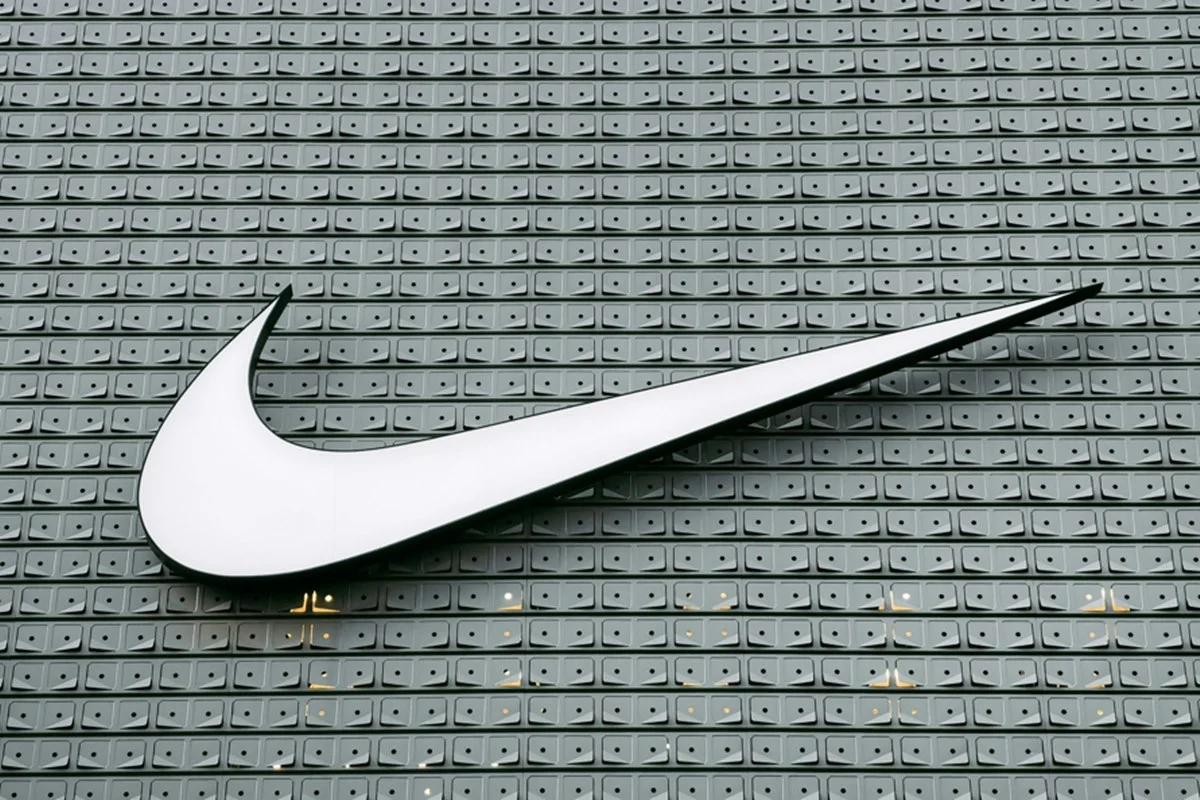Nike perde espaço para On, Hoka e Deckers