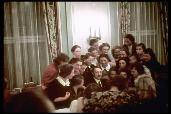 Foto colorida de adolf Hitler