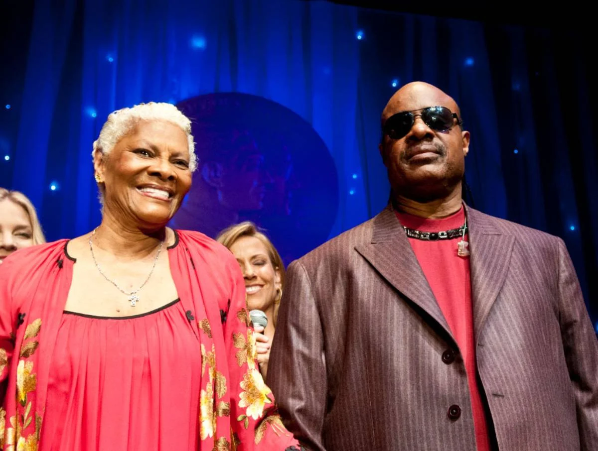 Dionne Warwick e Stevie Wonder Dionne Warwick e Stevie Wonder