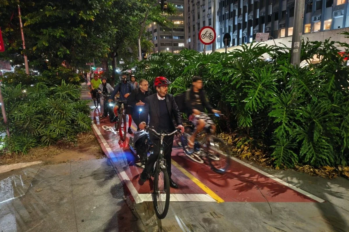 Com novas regras, começa nesta terça fiscalização de bikes elétricas em SP