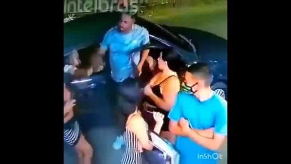 Homem é flagrado ao agredir duas mulheres e uma travesti em Manaus (AM)