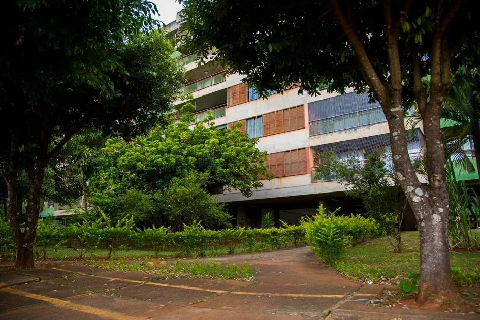 Além da Esplanada: os 6 prédios residenciais mais bonitos de Brasília - imagem 3 Além da Esplanada: os 6 prédios residenciais mais bonitos de Brasília - imagem 3