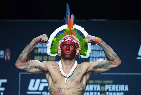 A redenção de Alex Poatan, a nova sensação do UFC