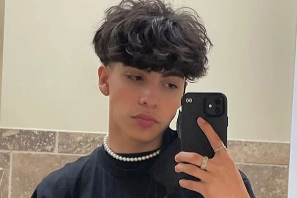 Gabriel Salazar