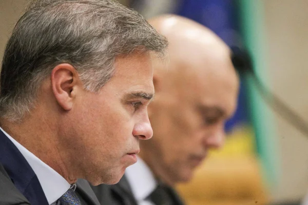 Por que Mendonça não decretou a prisão do ex-sócio de Vorcaro - destaque galeria