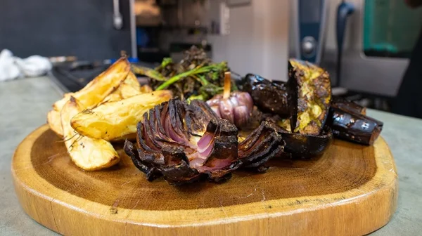 Cozinha de Solteiro: mantenha a dieta com “legumes de preguiçoso”