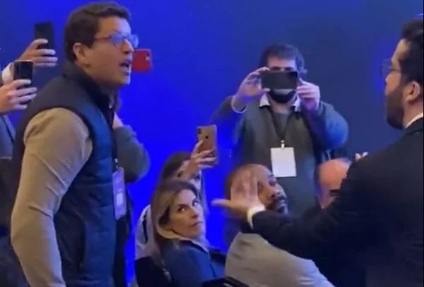 Após tumulto, QG de Lula teme excessos e quer impor limites a Janones