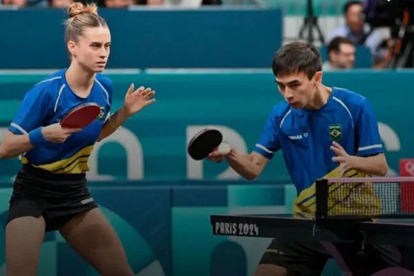 Brasil perde no tênis de mesa dupla mas ainda tem chance de medalha