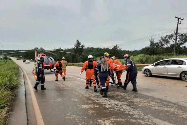 Capotamento na BR-070 deixa três vítimas em estado grave no Entorno