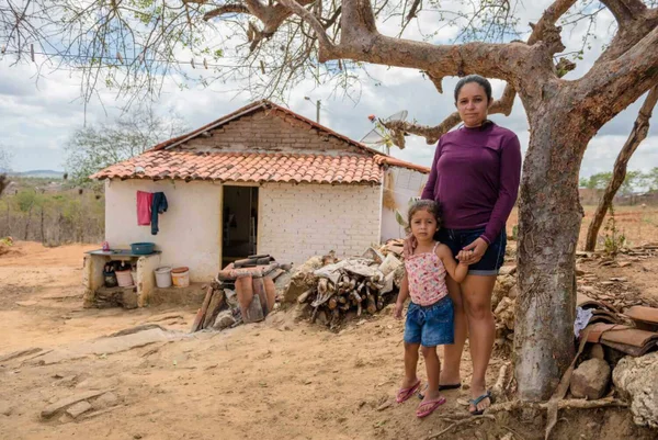 Exposição Onde mora a esperança