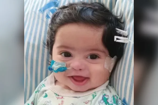 Bebê de 4 meses morre após receber leite na veia por engano em hospital
