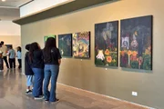 São mais de 200 obras e 41 artistas São mais de 200 obras e 41 artistas