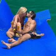 A socialite denunciou o ex-marido por violência doméstica A socialite denunciou o ex-marido por violência doméstica