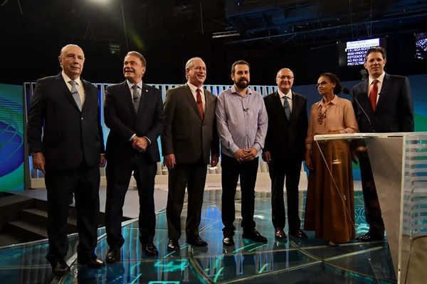 Bolsonaro entra na mira no último debate antes do 1º turno