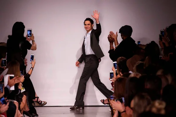 Zac Posen encerra a marca homônima após quase 20 anos