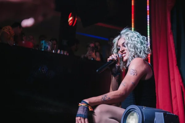 Daniela Mercury, Zé Felipe e Anitta: veja lives desta quinta-feira (18/06)