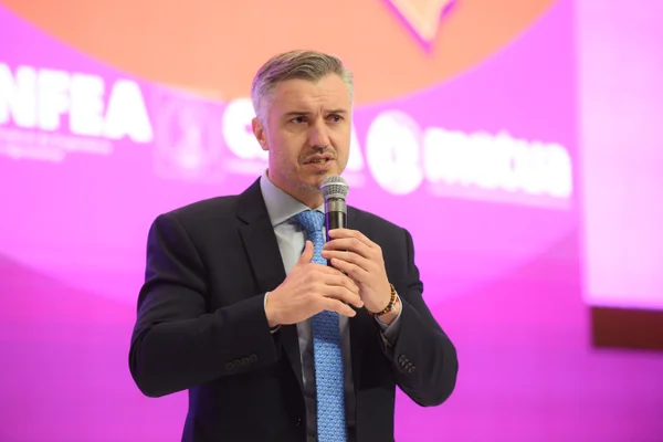 Vinicius Marchese Confea