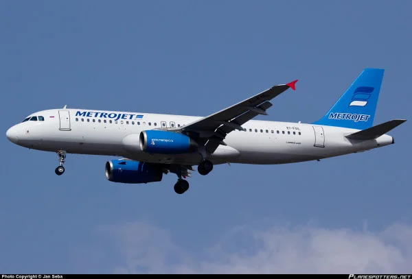 Avião russo com 224 pessoas a bordo cai na Península do Sinai