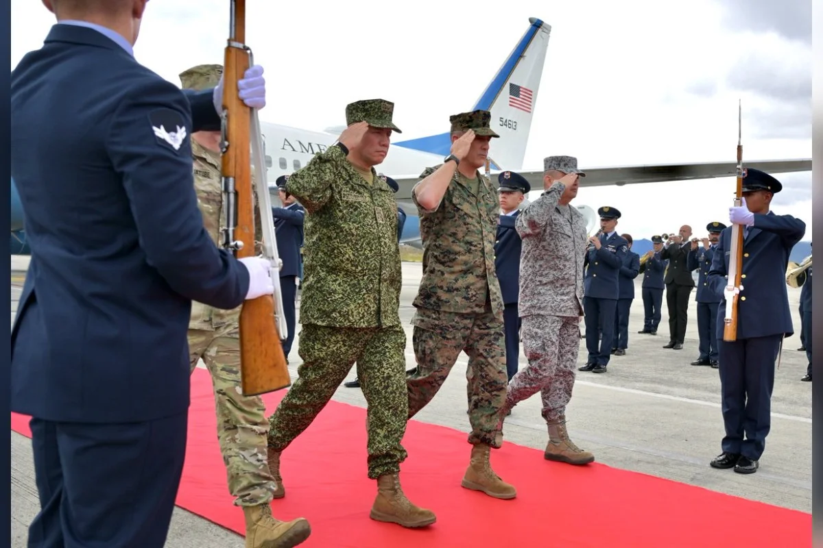 General dos EUA chega à Colômbia para reforçar combate a cartéis - imagem 1 General dos EUA chega à Colômbia para reforçar combate a cartéis - imagem 1