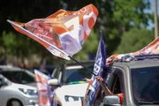 Carreata do candidato ao senador Sebastião Coelho e do candidato ao governo Kiko Caputo no Núcleo Bandeirante
Carreata do candidato ao senador Sebastião Coelho e do candidato ao governo Kiko Caputo no Núcleo Bandeirante