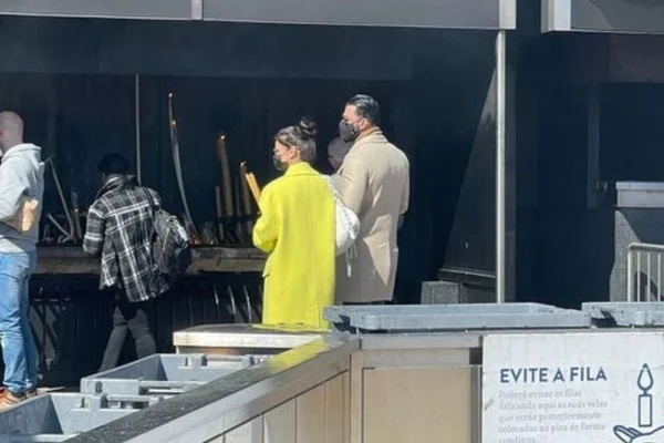 Gusttavo Lima e Andressa Suita vão ao Santuário de Fátima em Portugal