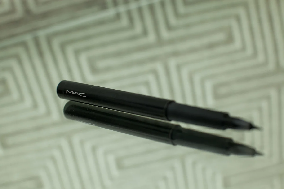 Delineador Rapidblack, da MAC Delineador Rapidblack, da MAC