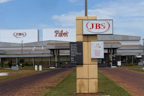 Ação da JBS volta ao nível anterior à delação dos Batista