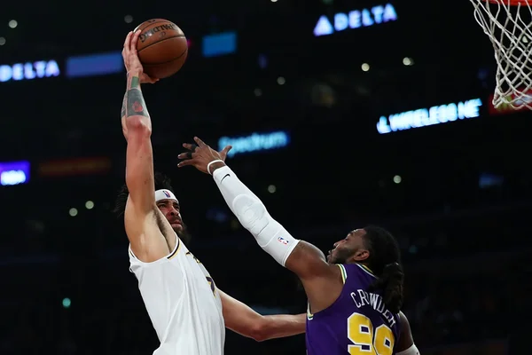 Que preju! Jogador da NBA tem casa roubada e perde até anel de campeão