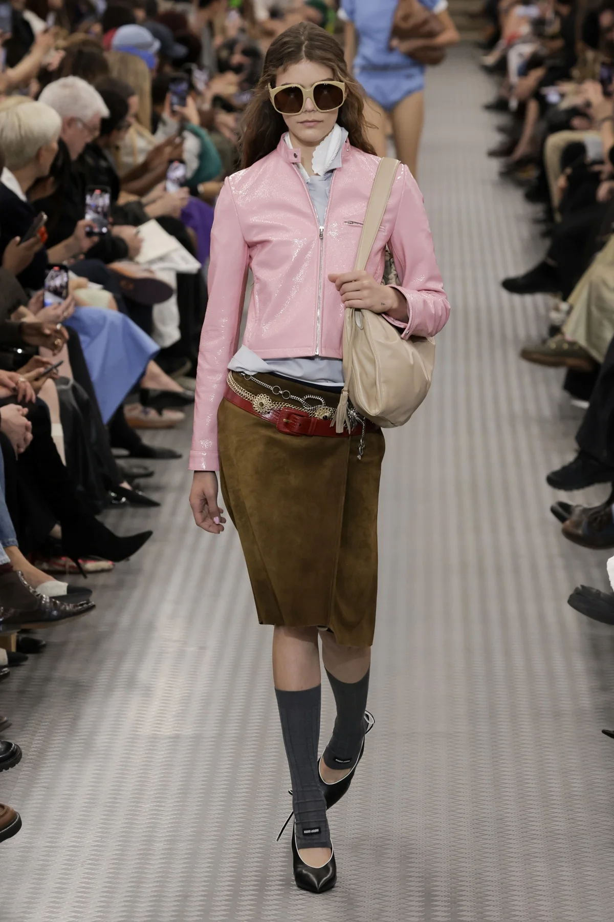 Desfile Miu Miu primavera/verão 2025 Desfile Miu Miu primavera/verão 2025