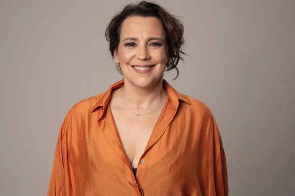 Foto colorida de Ana Beatriz Nogueira - Metrópoles